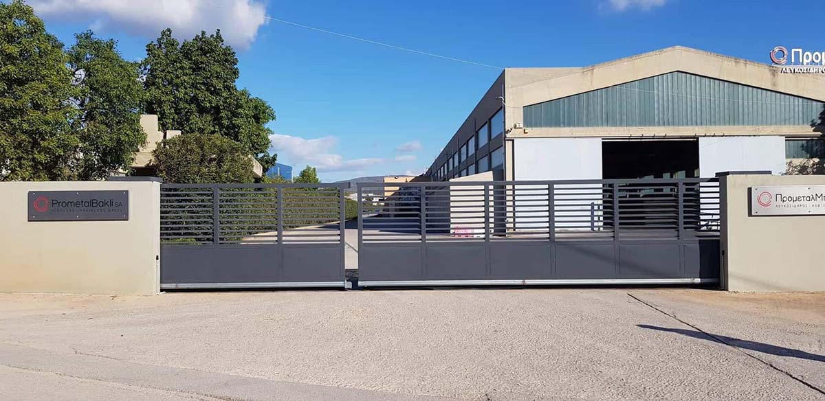 ΚΑΤΑΣΚΕΥΗ ΑΥΤΟΦΕΡΟΜΕΝΗΣ ΠΟΡΤΑΣ ΣΤΗΝ ΕΤΑΙΡΕΙΑ ΠΡΟΜΕΤΑΛ